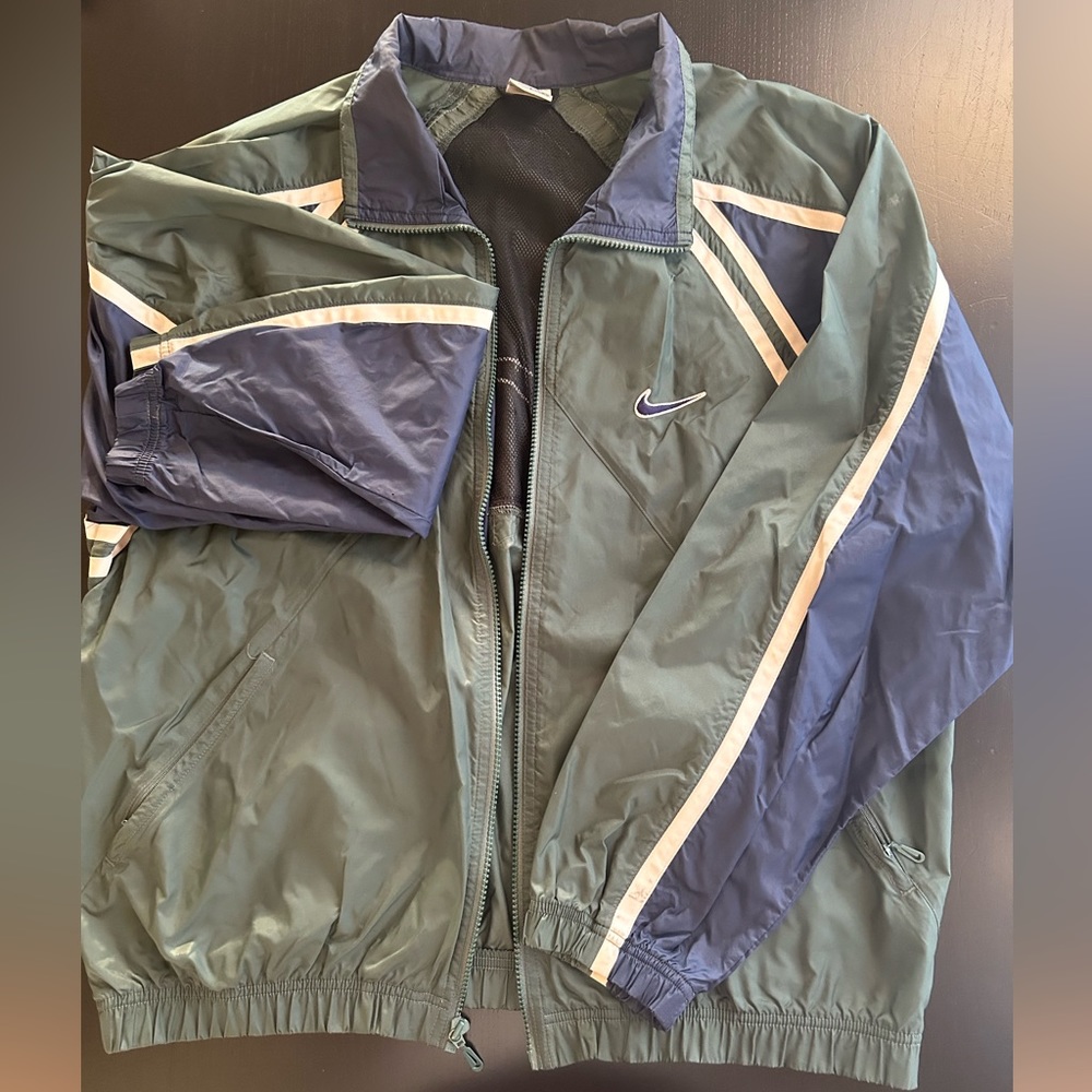 Vintage Nike Windbreaker